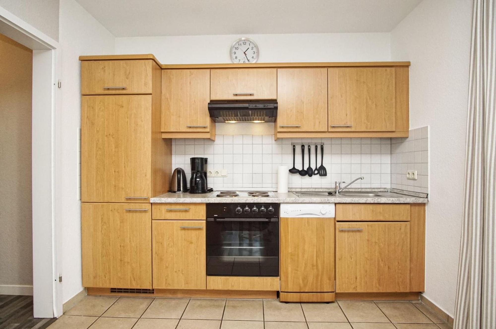 Zentrale Fewo Mit Balkon, Gratis Nutzung Vom Ahoi Erlebnisbad Und Sauna In Sellin - Villa Buskam Fewo 27 괴렌 외부 사진
