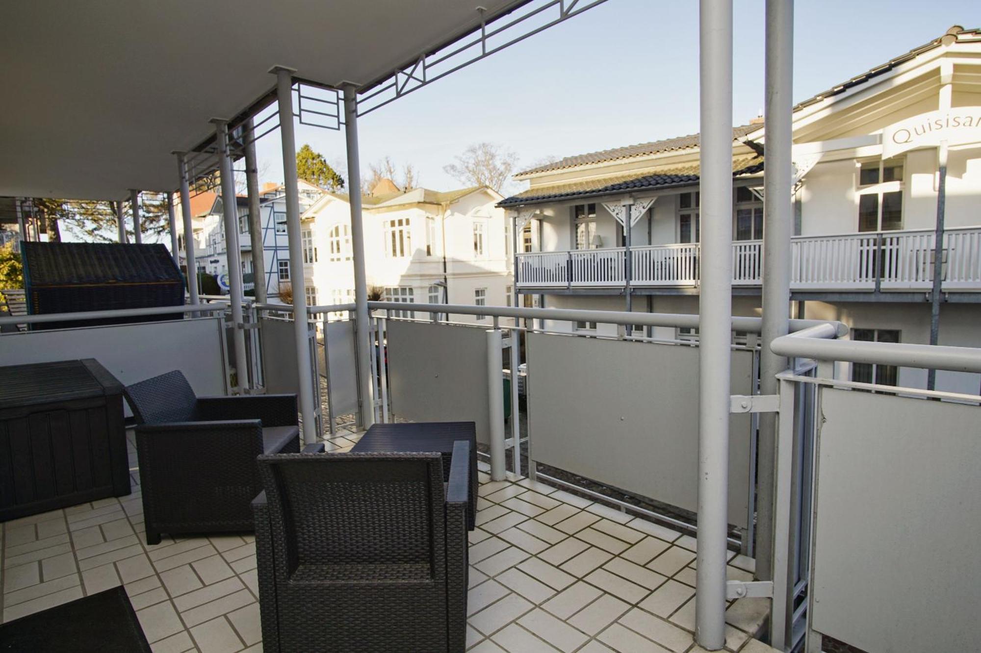 Zentrale Fewo Mit Balkon, Gratis Nutzung Vom Ahoi Erlebnisbad Und Sauna In Sellin - Villa Buskam Fewo 27 괴렌 외부 사진